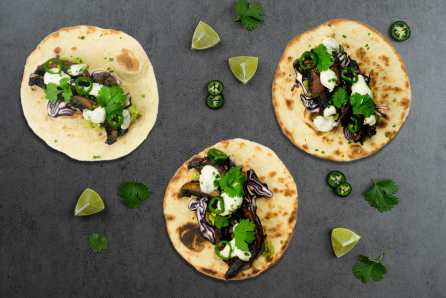 Vegetarisk taco med portobellosvampe