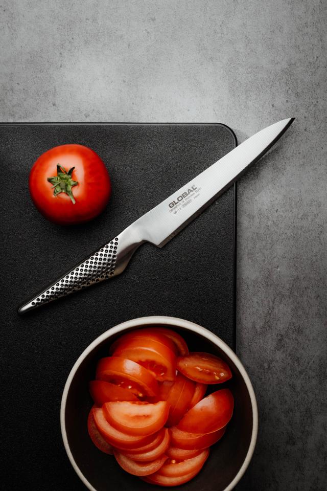 Universalkniv 15 cm takket