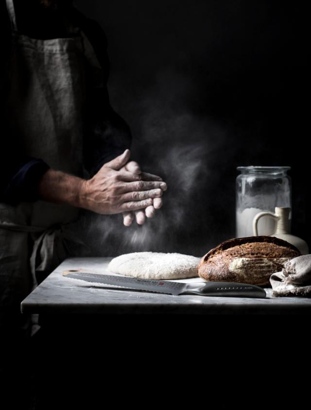 Brødkniv 23 cm
