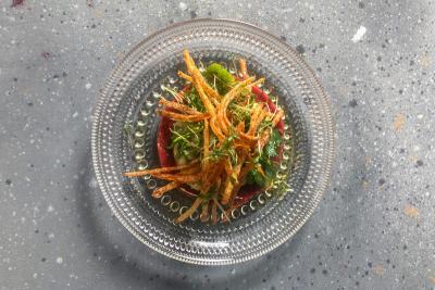 Bøftatar med tatarsauce & shoestring fries